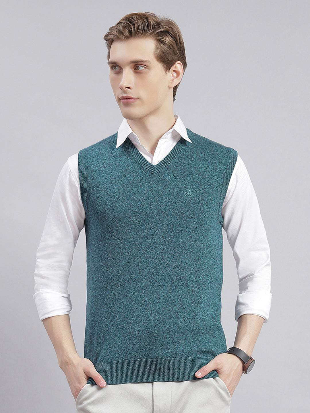 Men Teal Blue Solid V Neck Sleeveless Sweaters/Pullovers