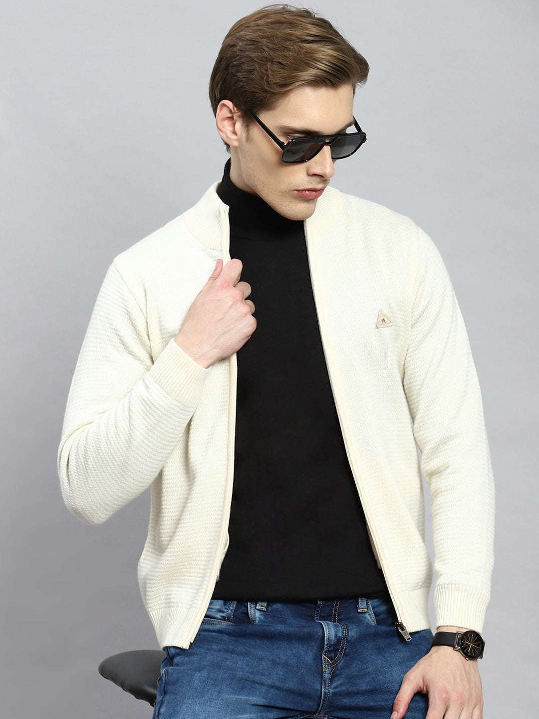 Men Cream Solid Pullover