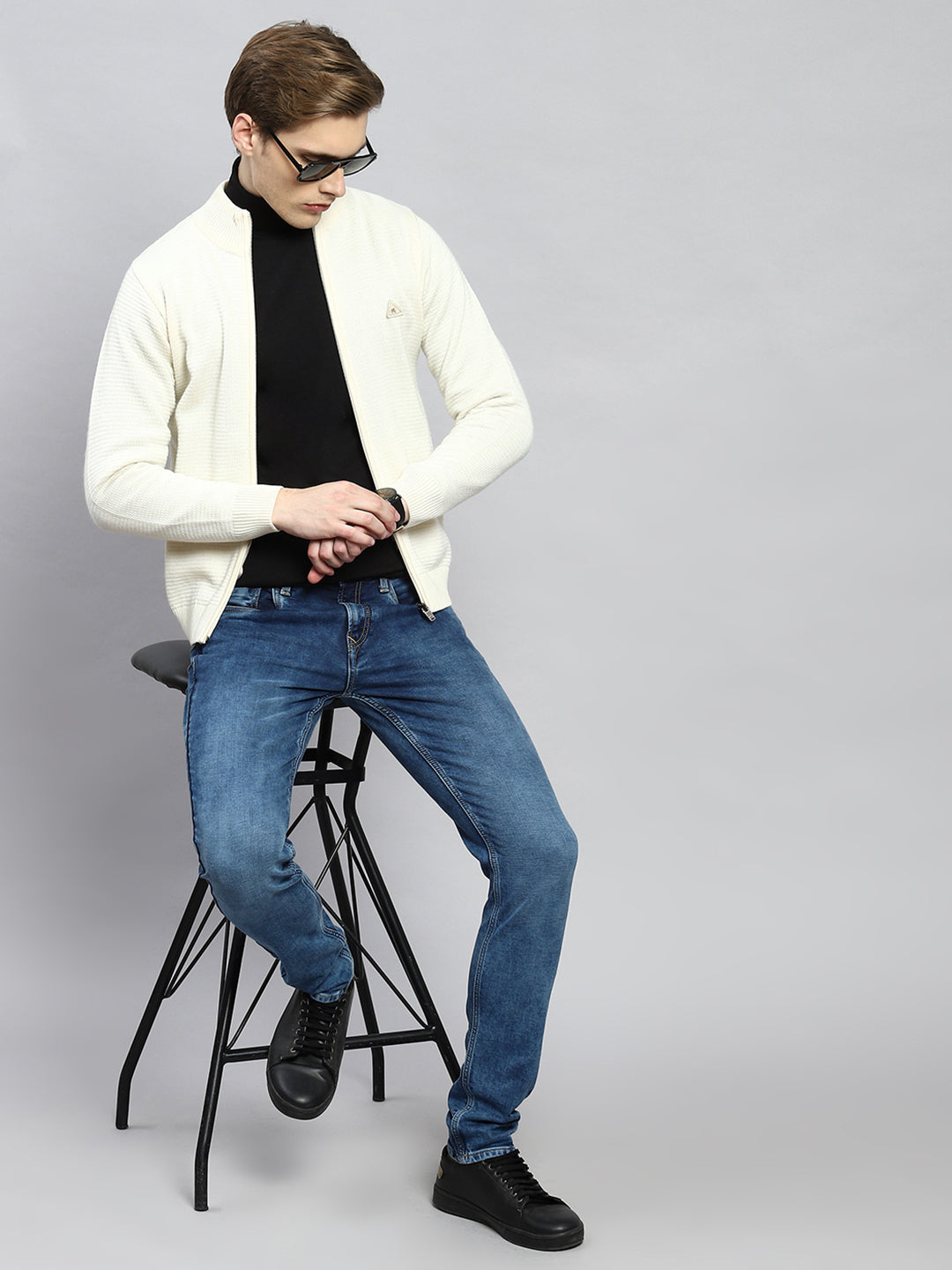 Men Cream Solid Pullover