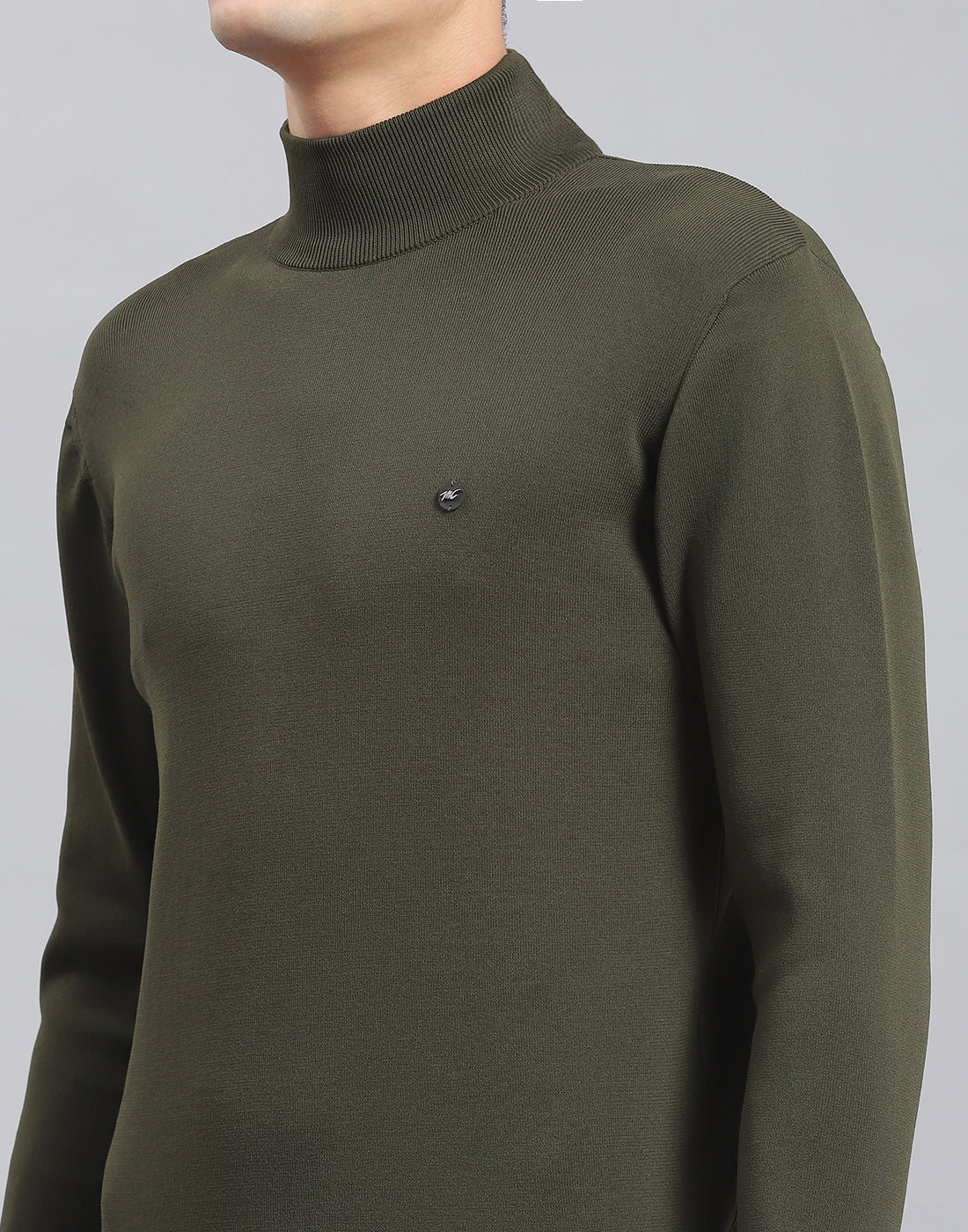 Men Olive Solid T Neck Full Sleeve Sweater