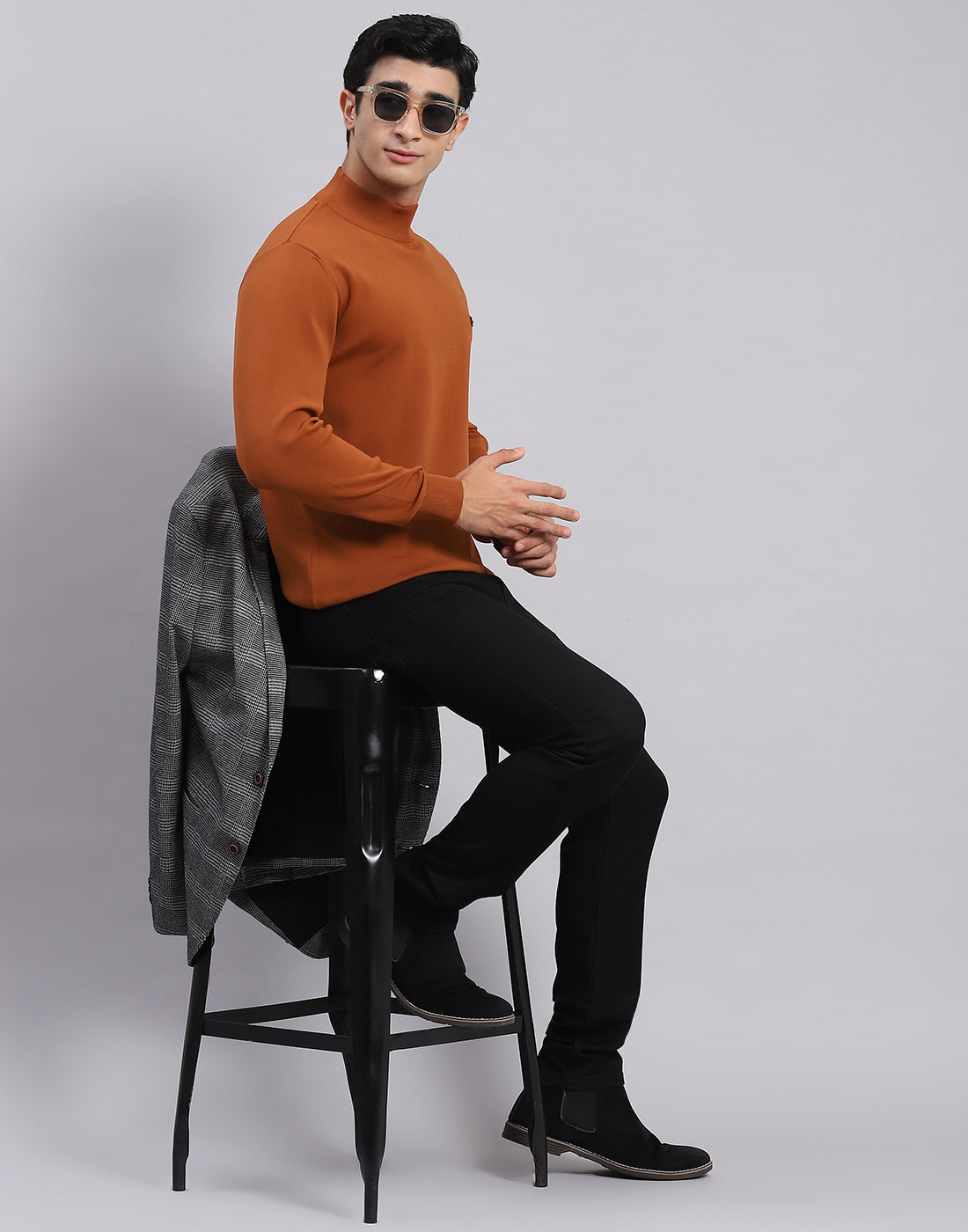 Men Rust Solid T Neck Full Sleeve Sweaters/Pullovers