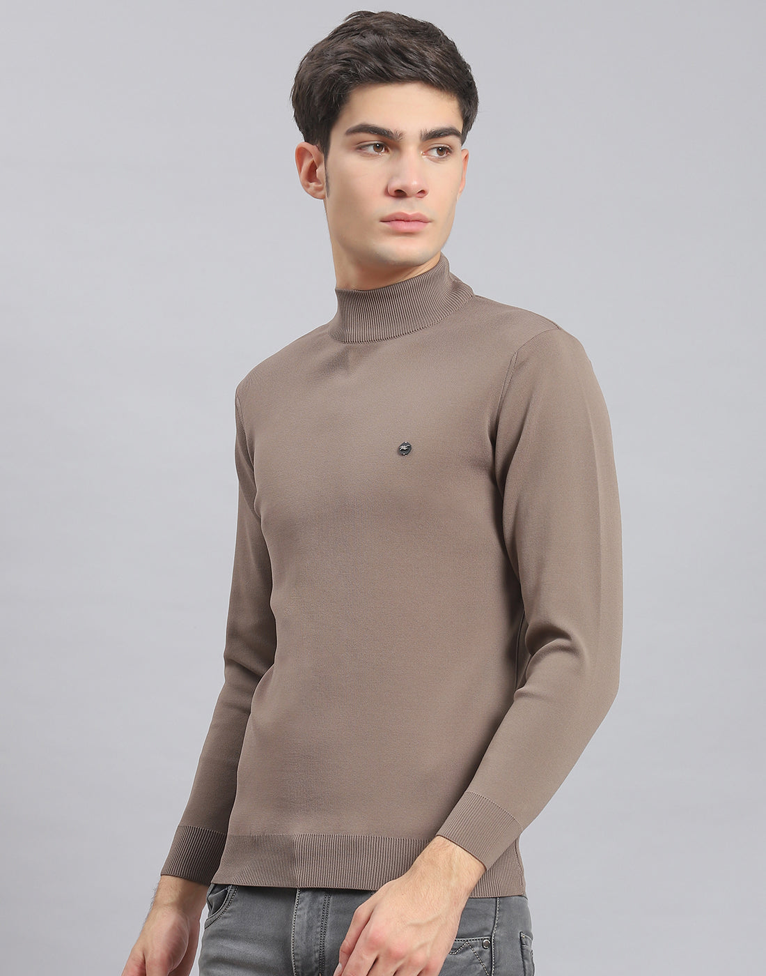 Men Brown Solid T Neck Full Sleeve Sweater