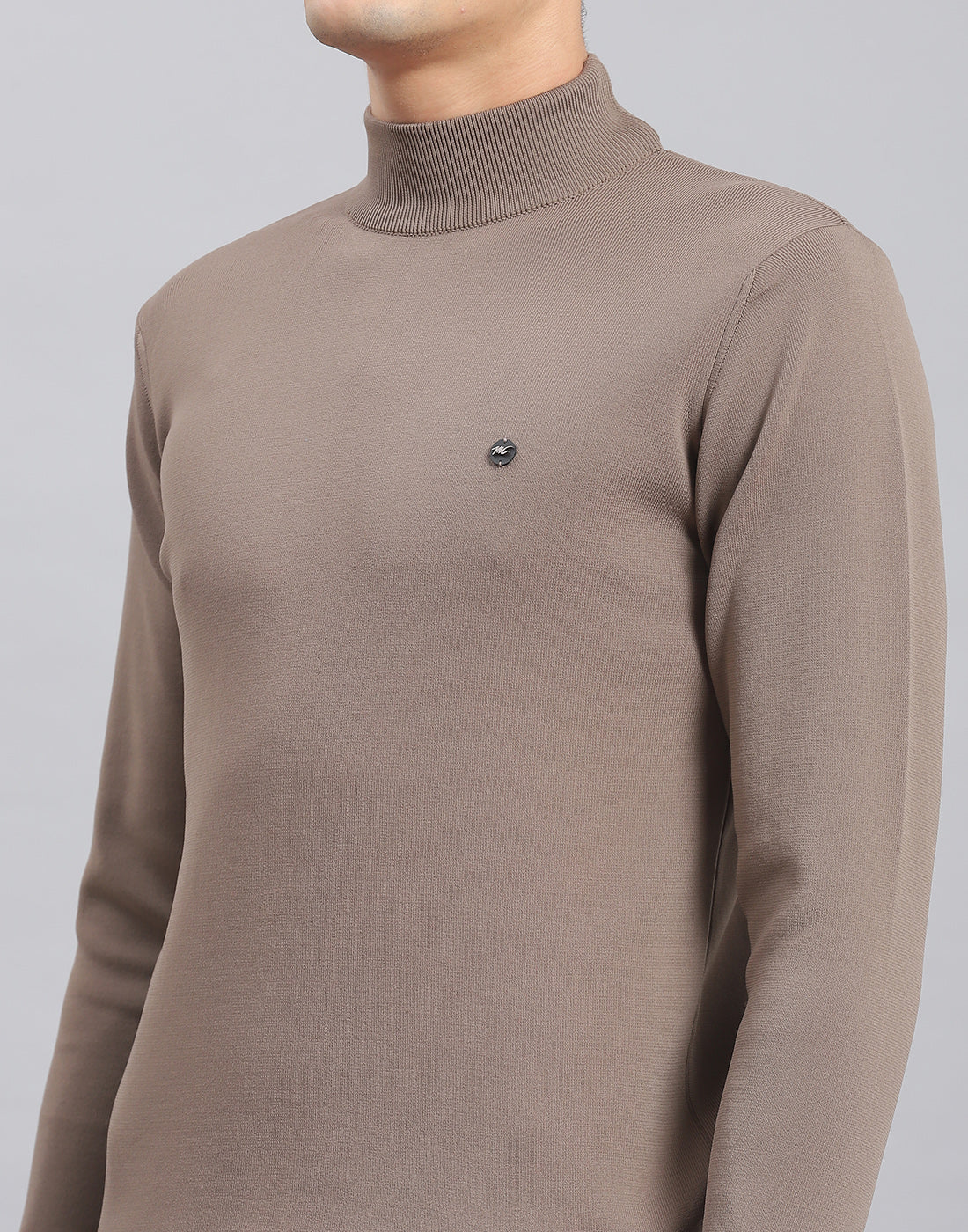 Men Brown Solid T Neck Full Sleeve Sweater