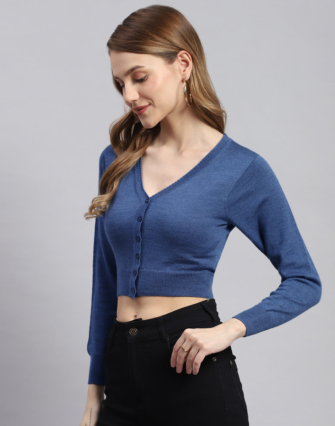 Women Blue Solid V Neck Full Sleeve Sweater