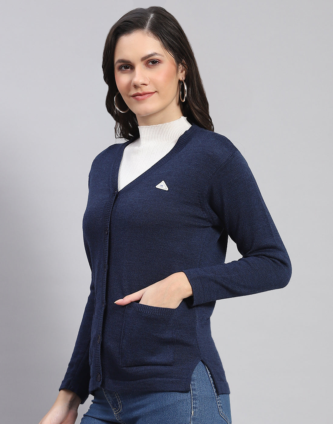 Women Navy Blue Solid V Neck Full Sleeve Cardigan