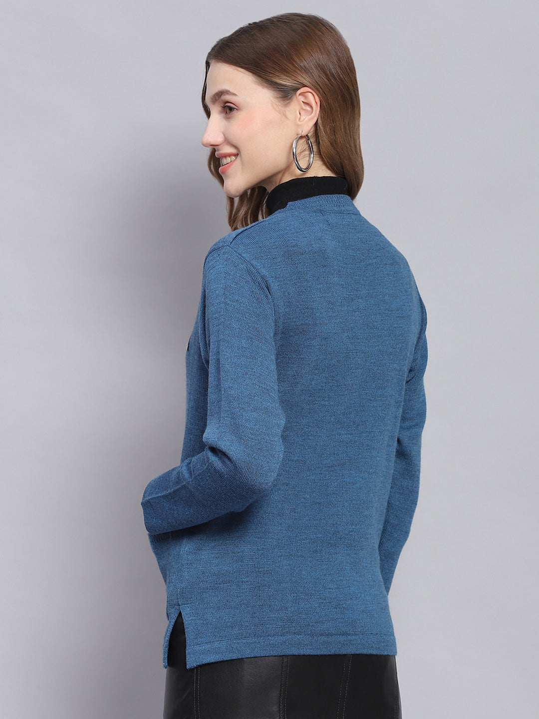 Women Blue Solid V Neck Full Sleeve Cardigans