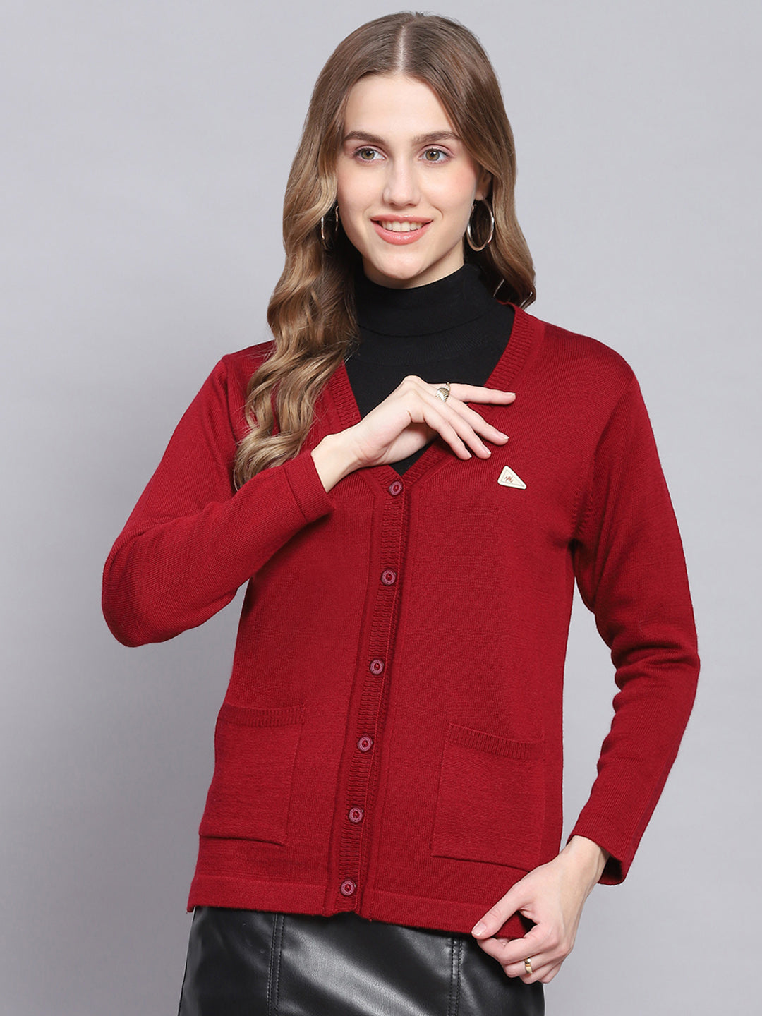 Women Maroon Solid V Neck Full Sleeve Cardigans