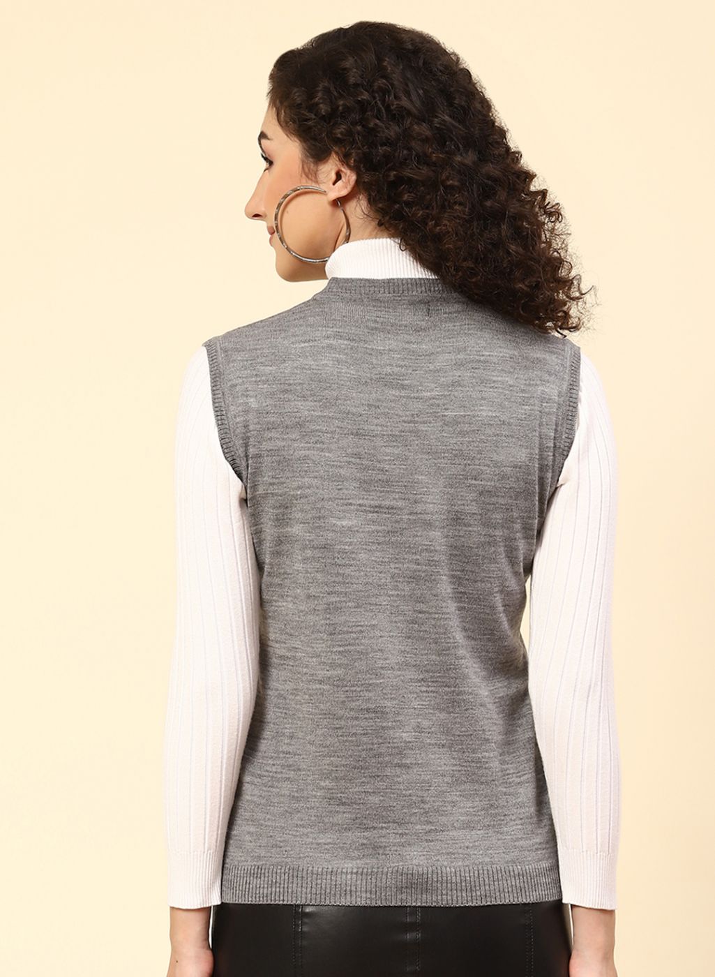 Women Grey Solid Wool blend Cardigan