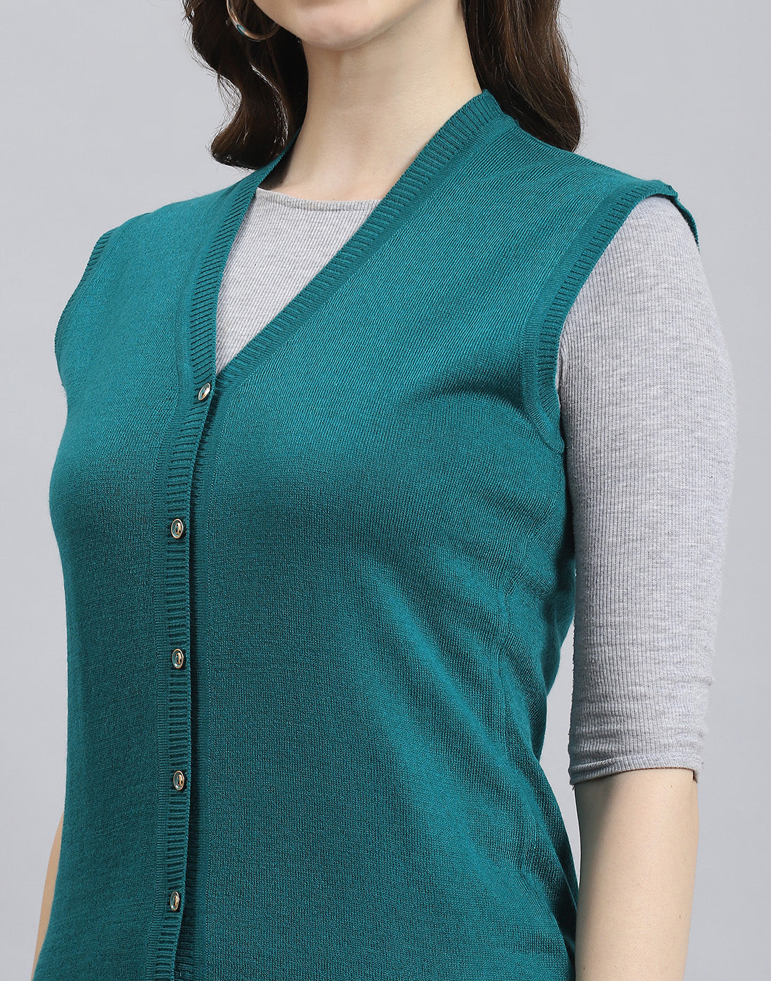 Women Teal Blue Solid V Neck Sleeveless Cardigan