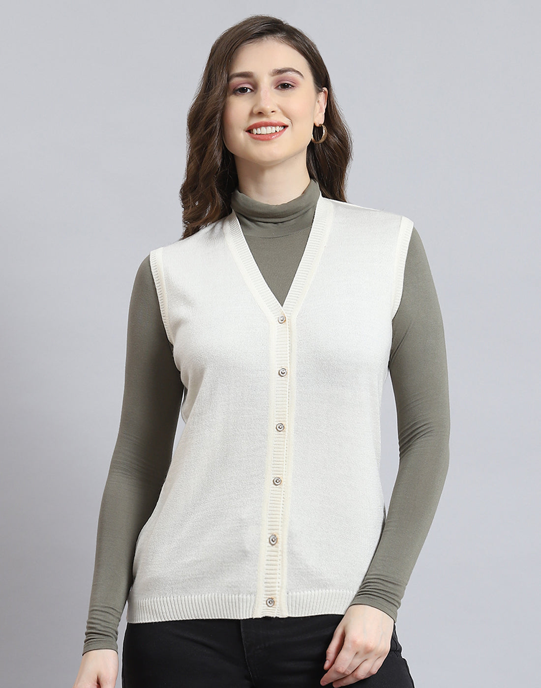 Women Cream Solid V Neck Sleeveless Cardigan