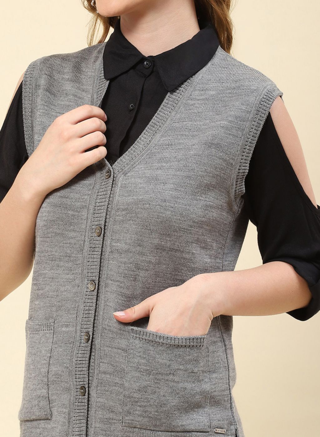 Women Grey Solid Blend wool Cardigan