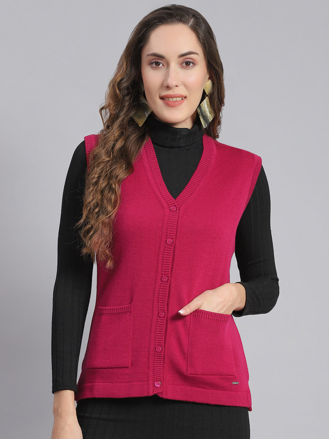 Women Pink Solid V Neck Sleeveless Cardigans