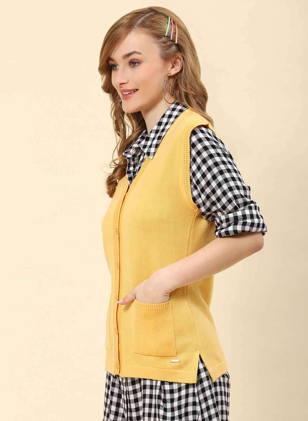 Women Yellow Solid Blend wool Cardigan