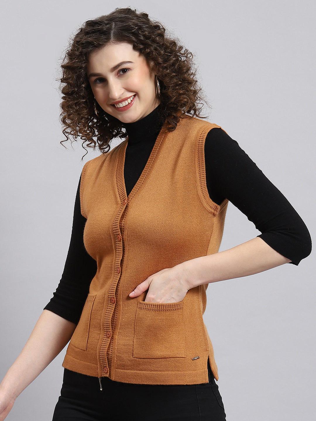 Women Brown Solid V Neck Sleeveless Cardigan