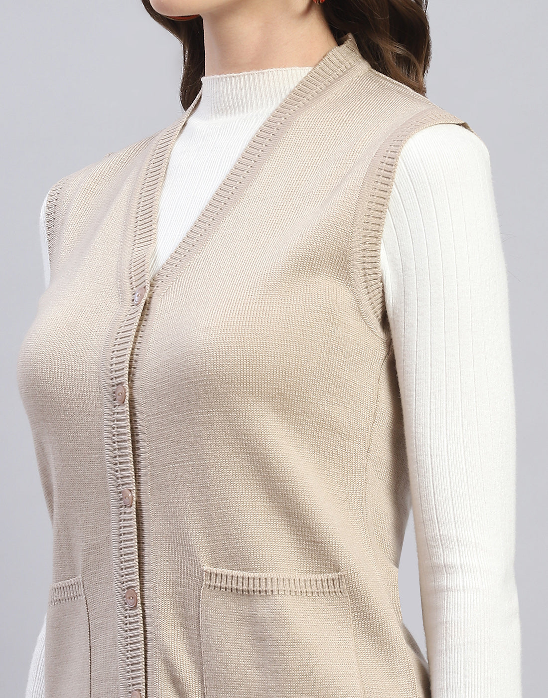 Women Beige Solid V Neck Sleeveless Cardigan