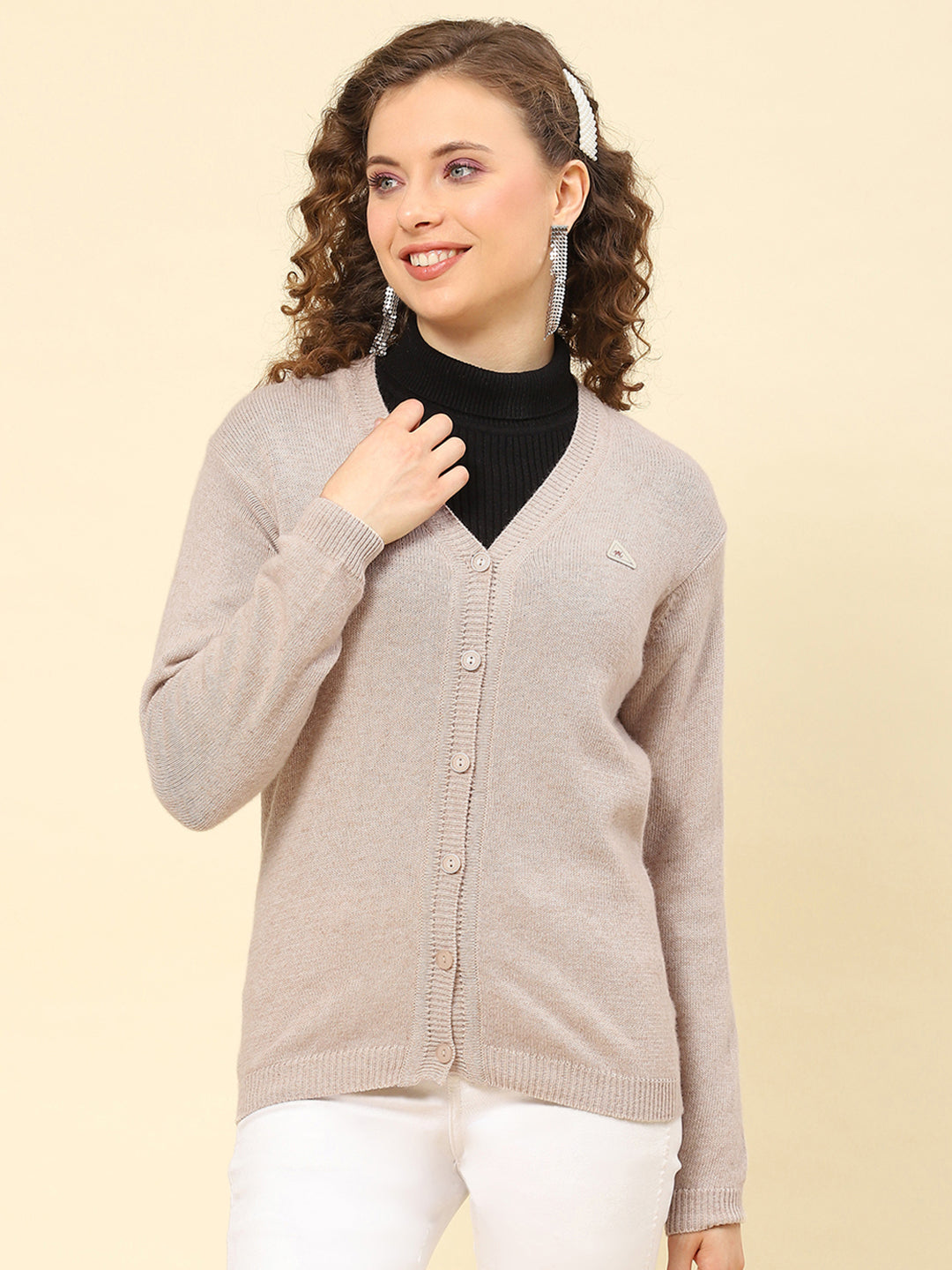 Women Grey Solid V Neck Full Sleeve Cardigans