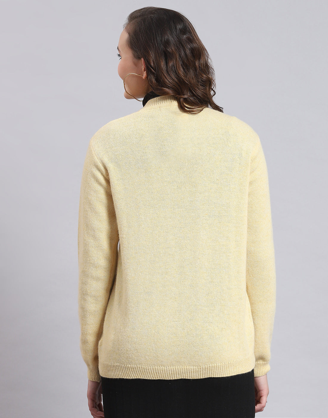 Women Yellow Solid V Neck Full Sleeve Sweater