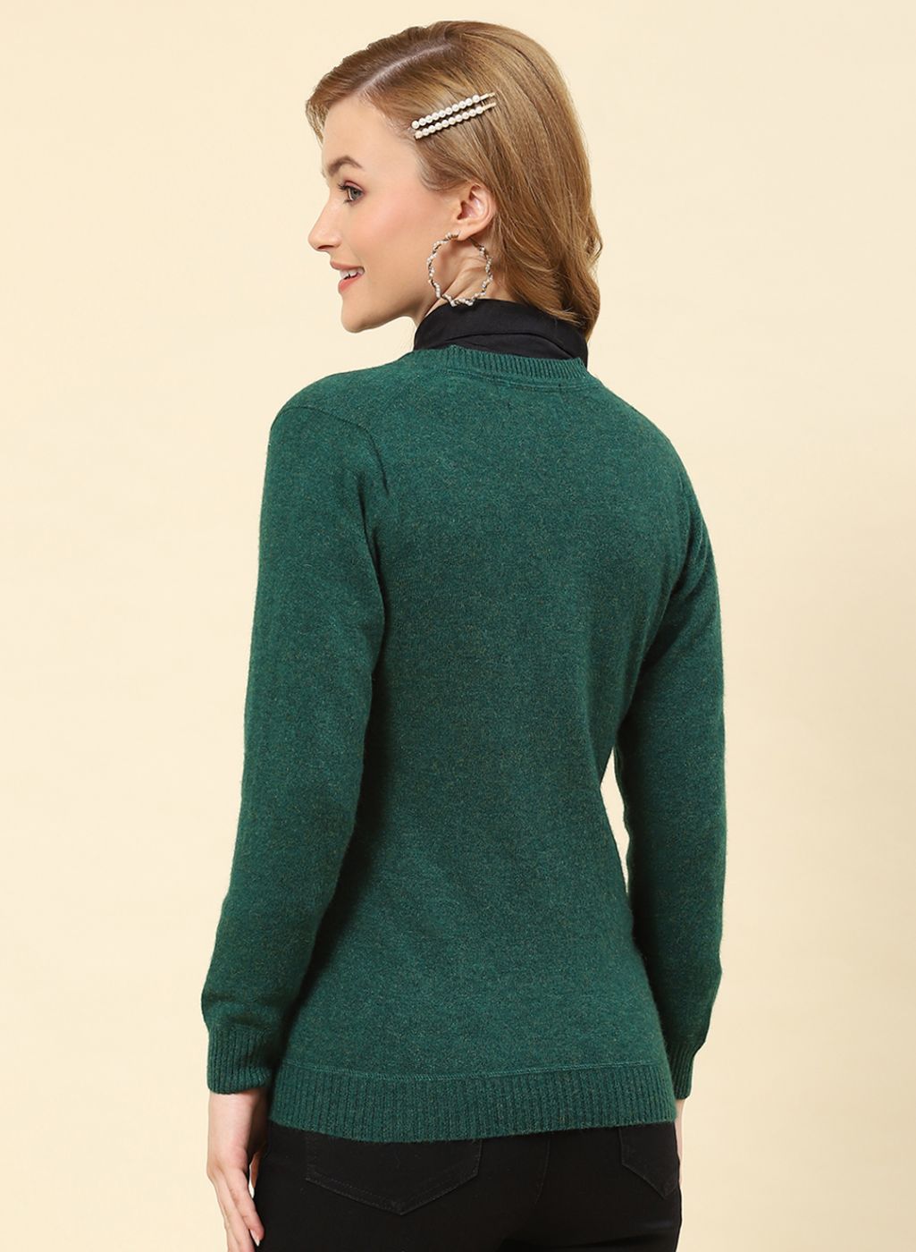Women Green Solid Lamb wool Cardigan