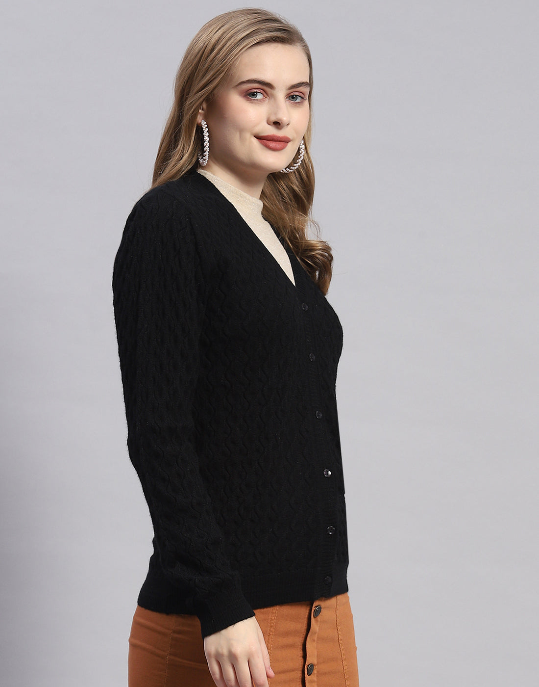 Women Black Solid V Neck Full Sleeve Cardigan