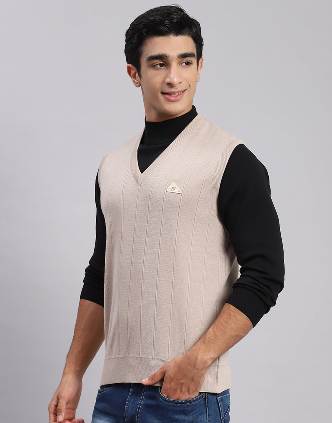 Men Beige Solid V Neck Sleeveless Sweaters/Pullovers