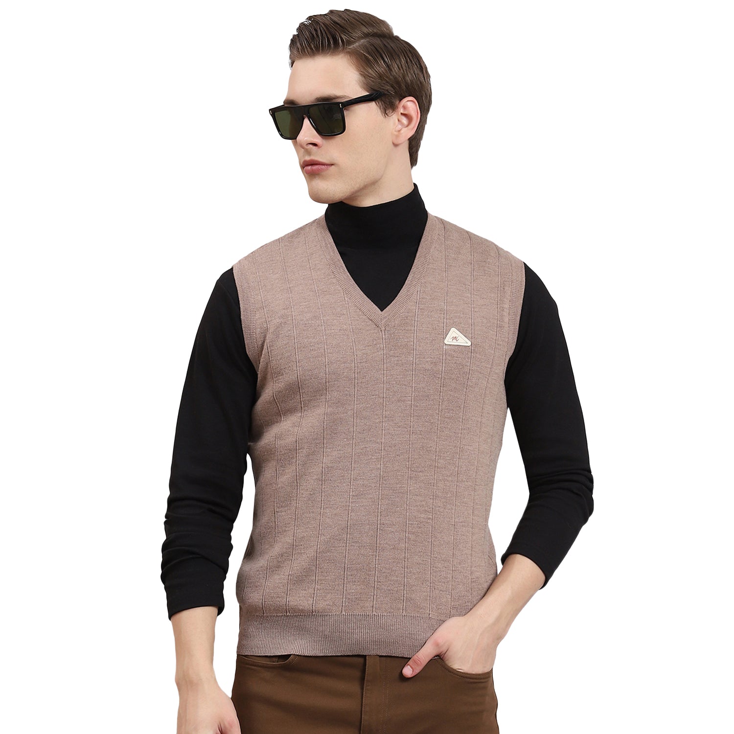 Men Brown Solid V Neck Sleeveless Sweater