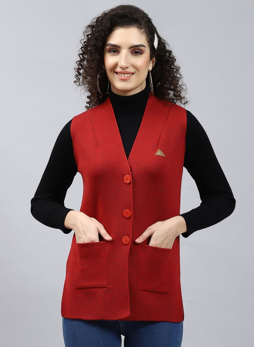 Women Maroon Solid Pure wool Cardigan