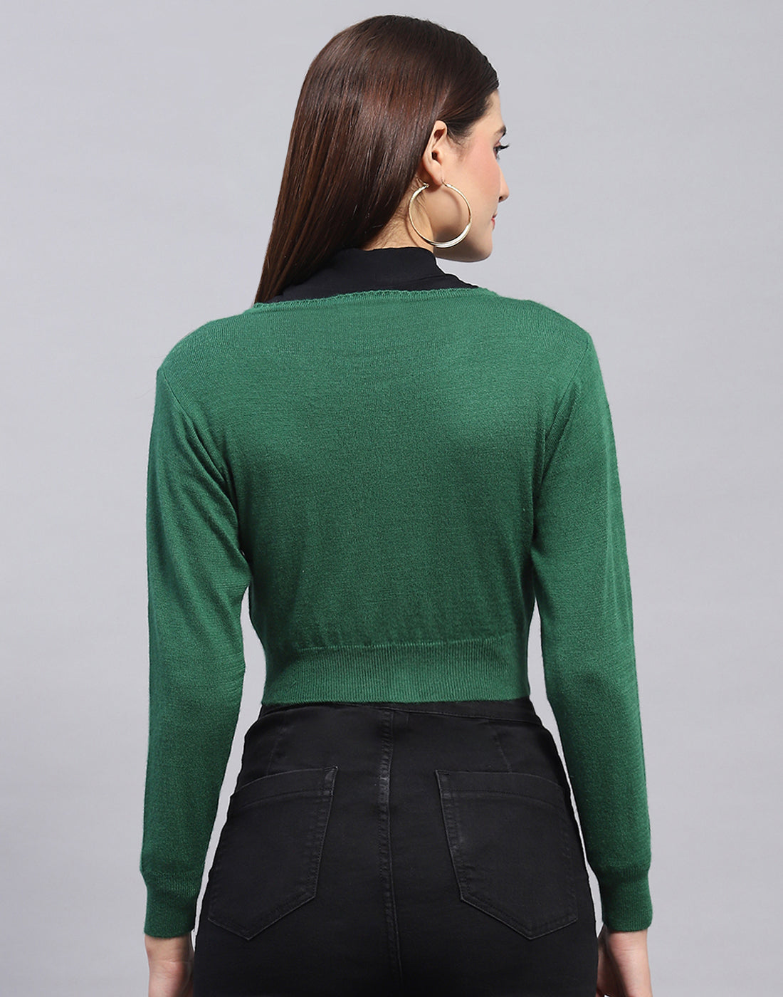 Women Green Solid Round Neck Full Sleeve Blouse