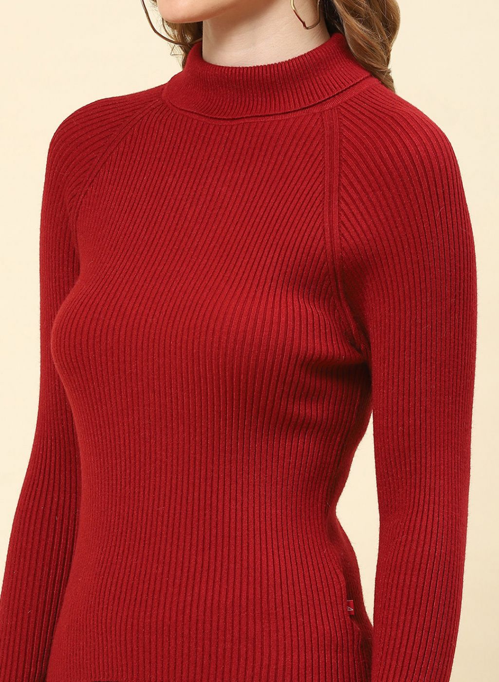 Women Maroon Solid Blend wool Sceavy