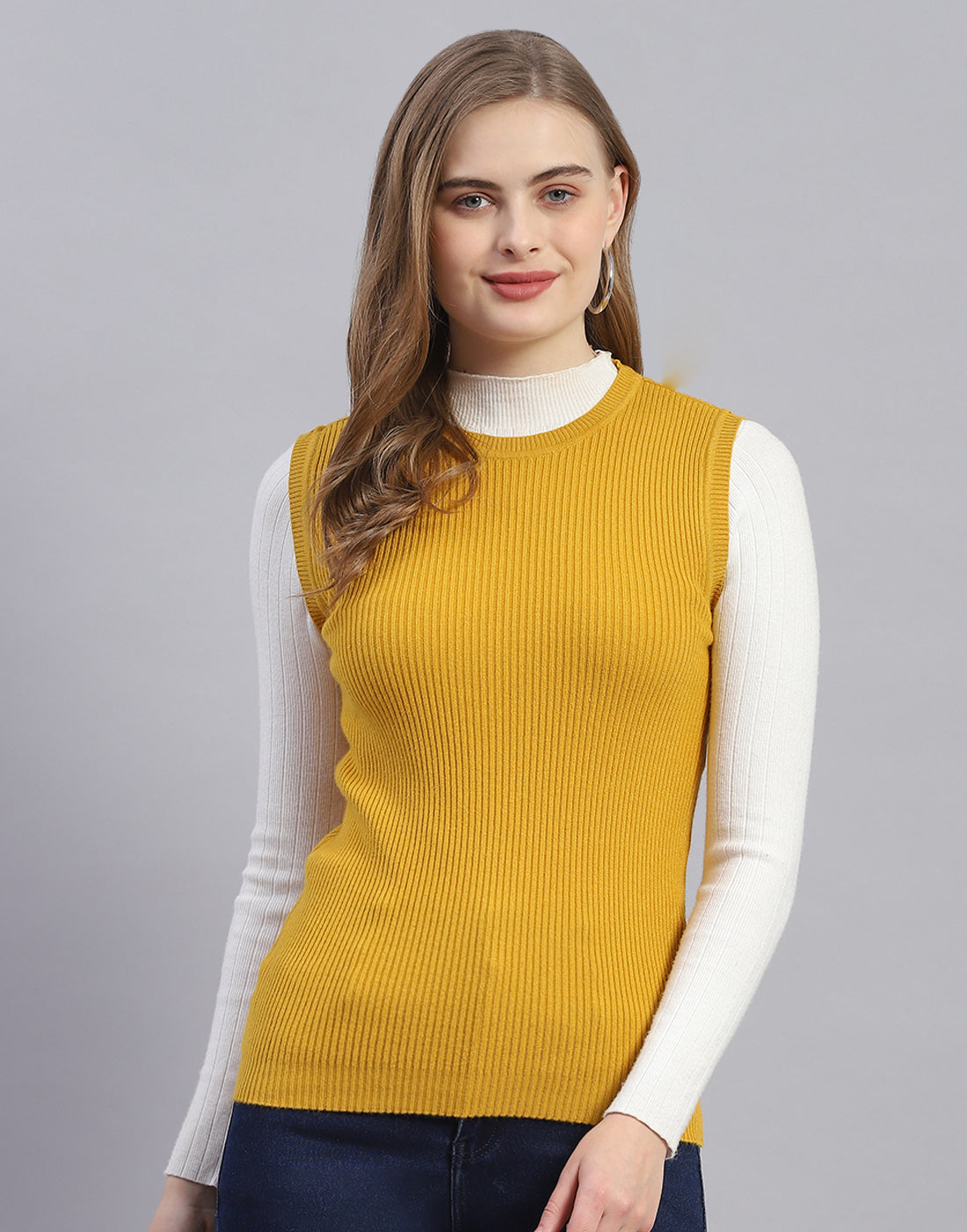 Women Yellow Solid Round Neck Sleeveless Sweater