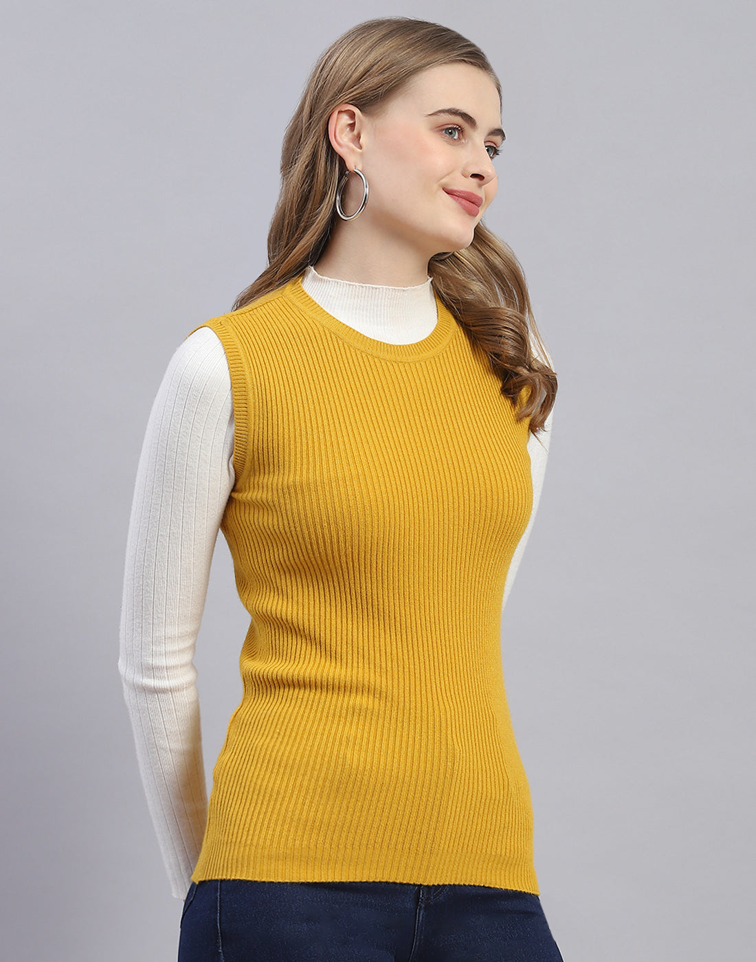 Women Yellow Solid Round Neck Sleeveless Sweater