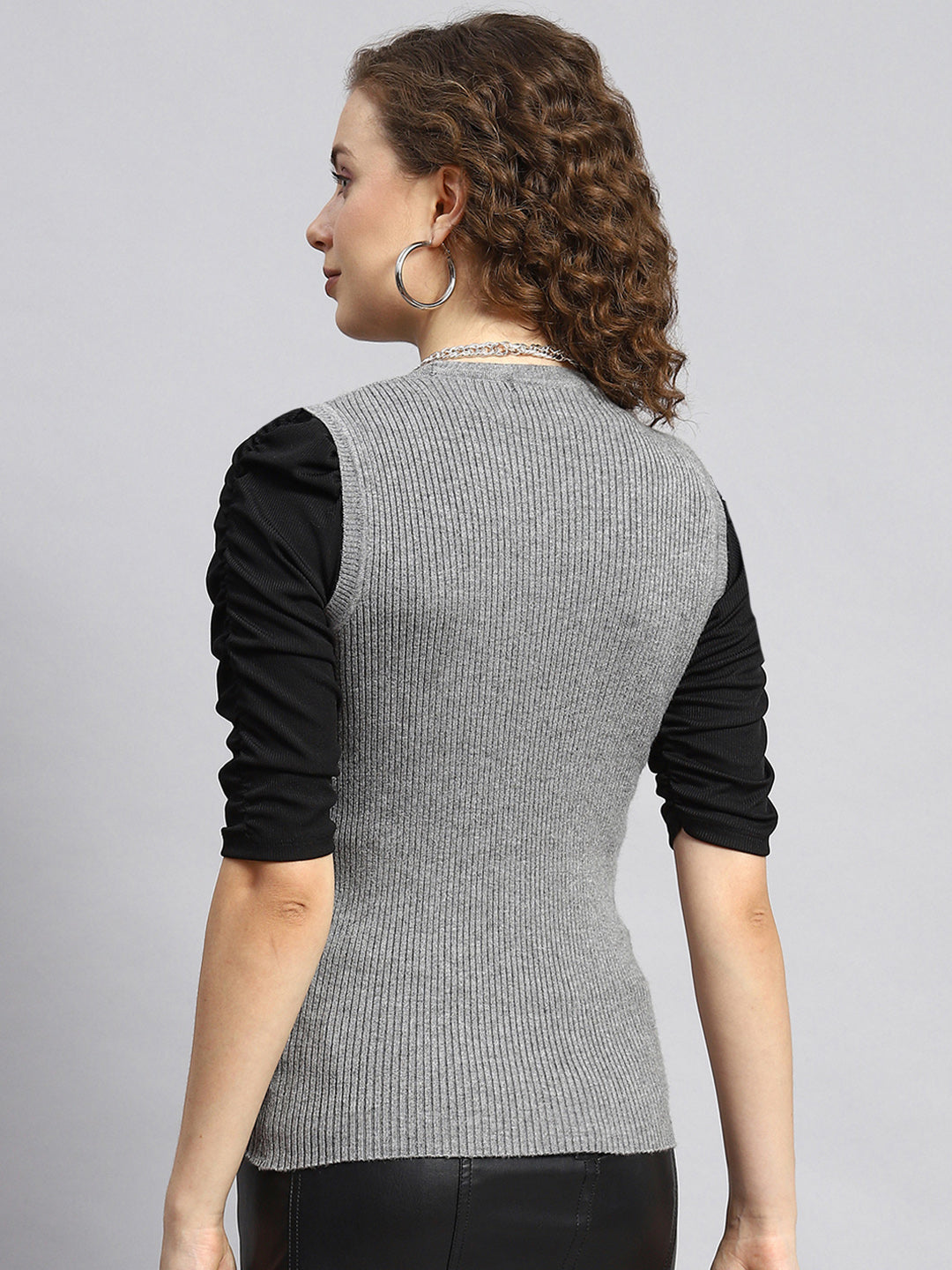 Women Grey Solid Sceavy