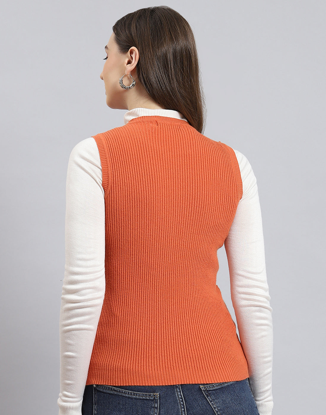 Women Rust Solid Round Neck Sleeveless Sweater