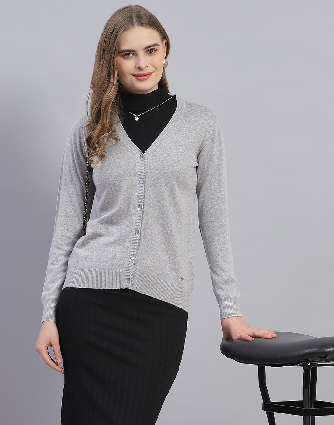 Women Grey Solid V Neck Full Sleeve Cardigan