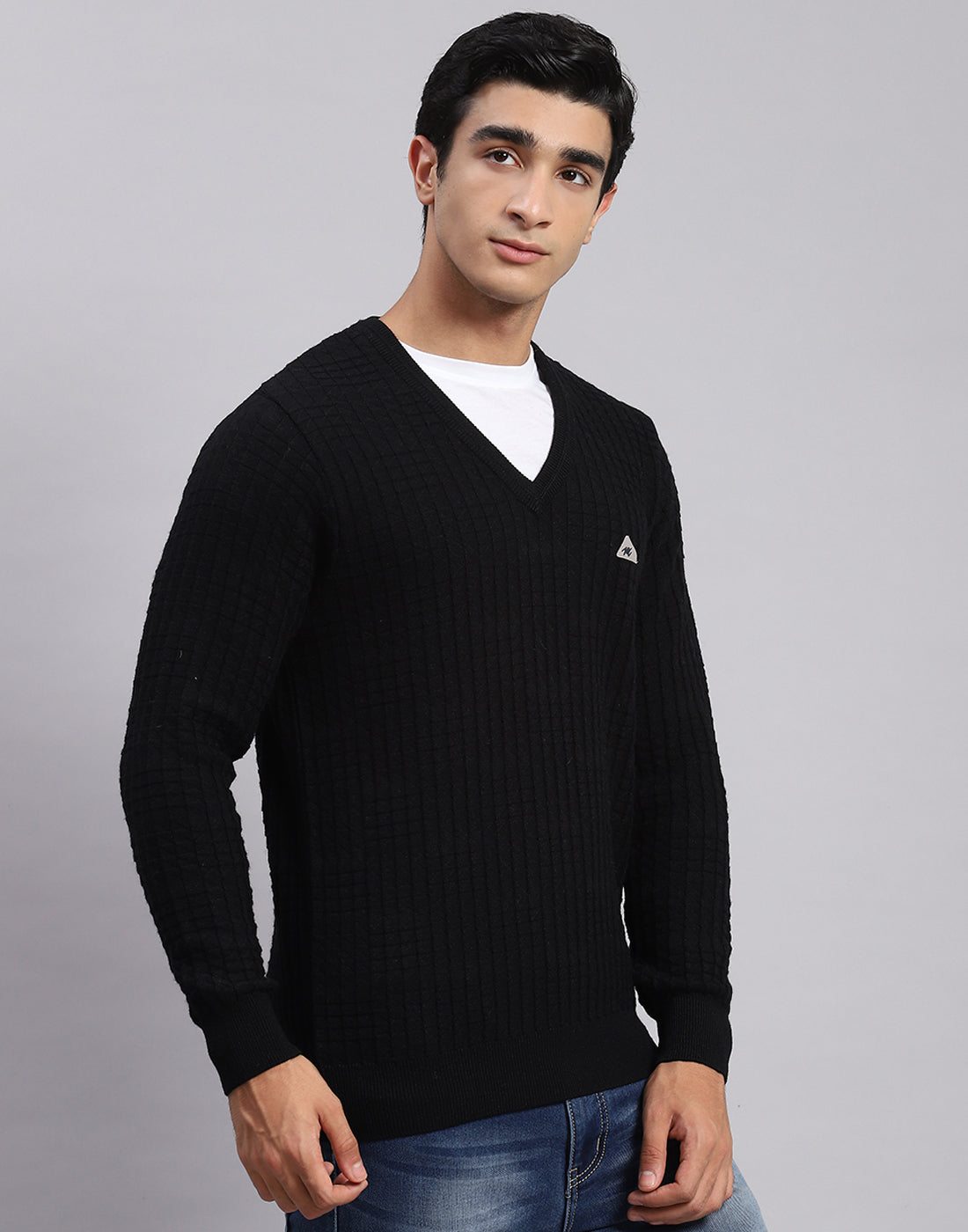 Men Black Self Design V Neck Full Sleeve Sweaters/Pullovers