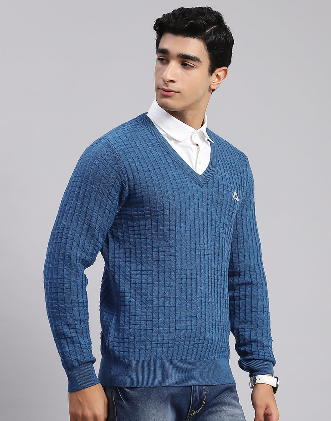 Men Blue Self Design V Neck Full Sleeve Sweaters/Pullovers