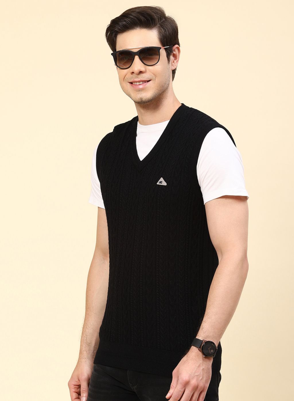 Men Black Self Design Pure wool Sweater