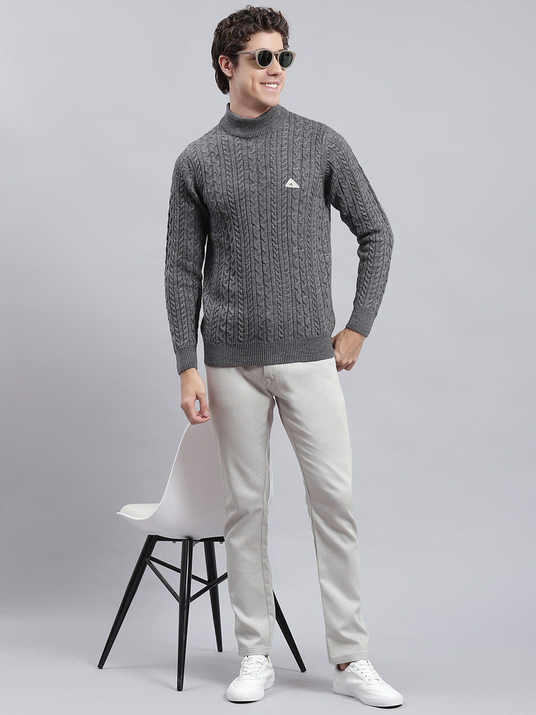 Men Grey Self Pullover