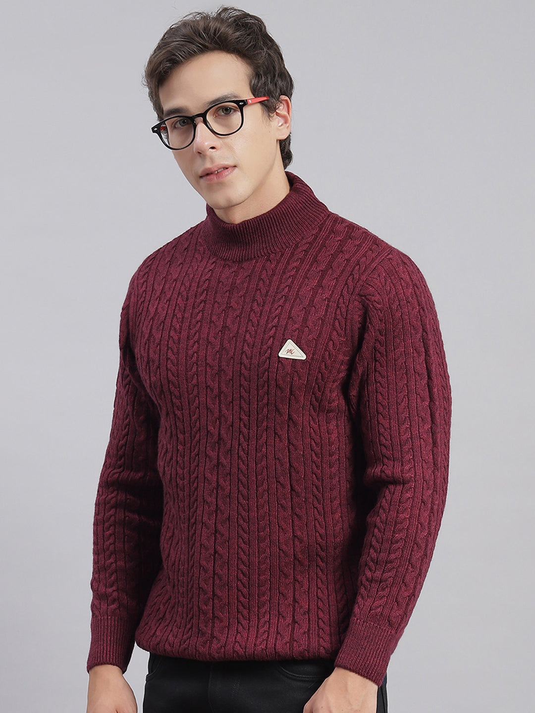 Men Maroon Self Design T Neck Full Sleeve Sweaters/Pullovers