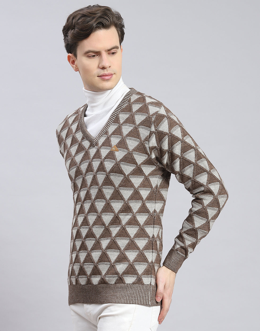 Men Brown Self Design V Neck Full Sleeve Pullover