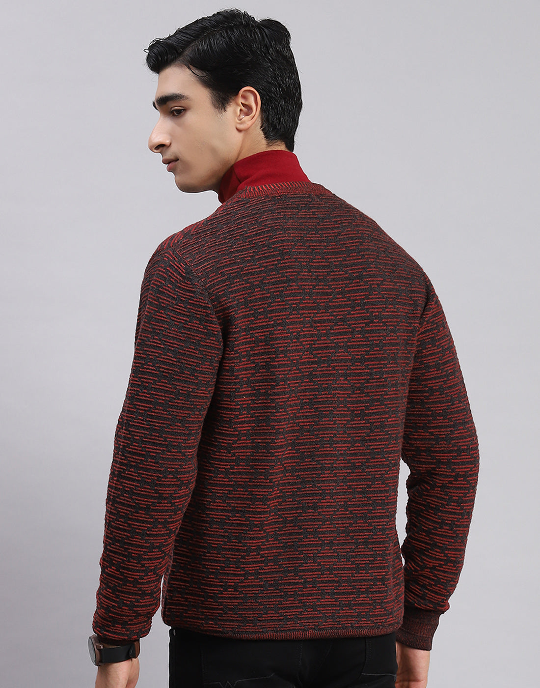 Men Maroon Self Design V Neck Full Sleeve Sweaters/Pullovers
