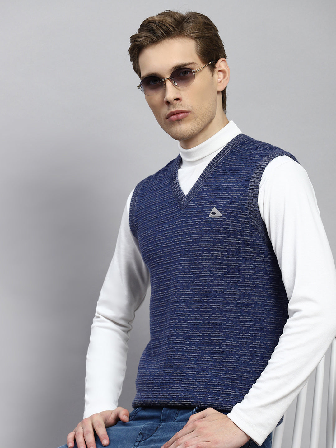 Men Blue Jaquard Sweater