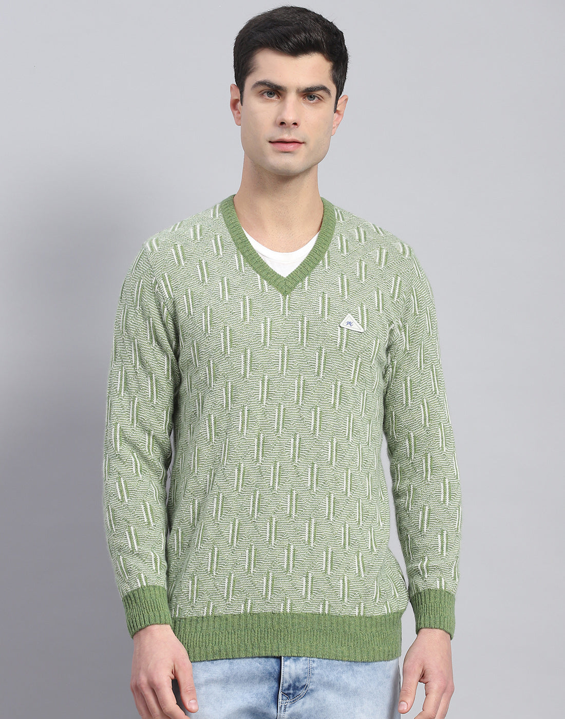 Men Green Self Design V Neck Full Sleeve Pullover