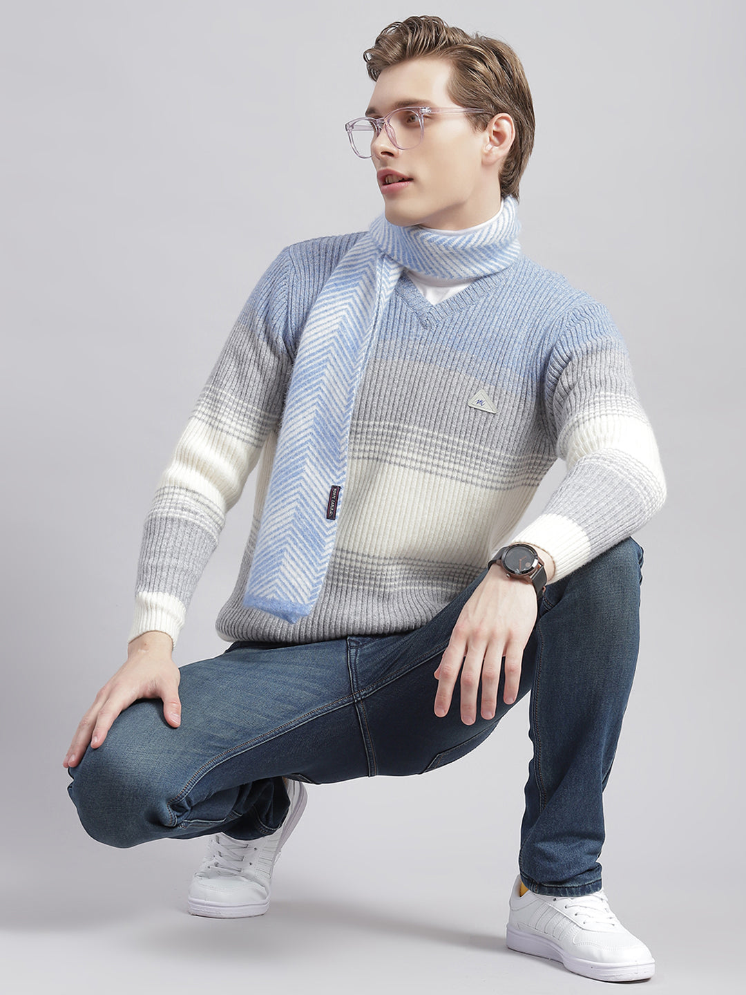 Men Grey Stripe V Neck Full Sleeve Sweaters/Pullovers