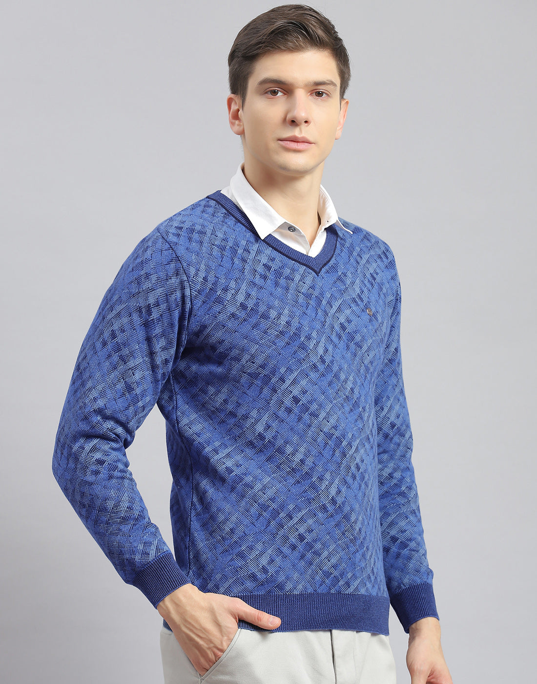 Men Blue Self Design V Neck Full Sleeve Pullover