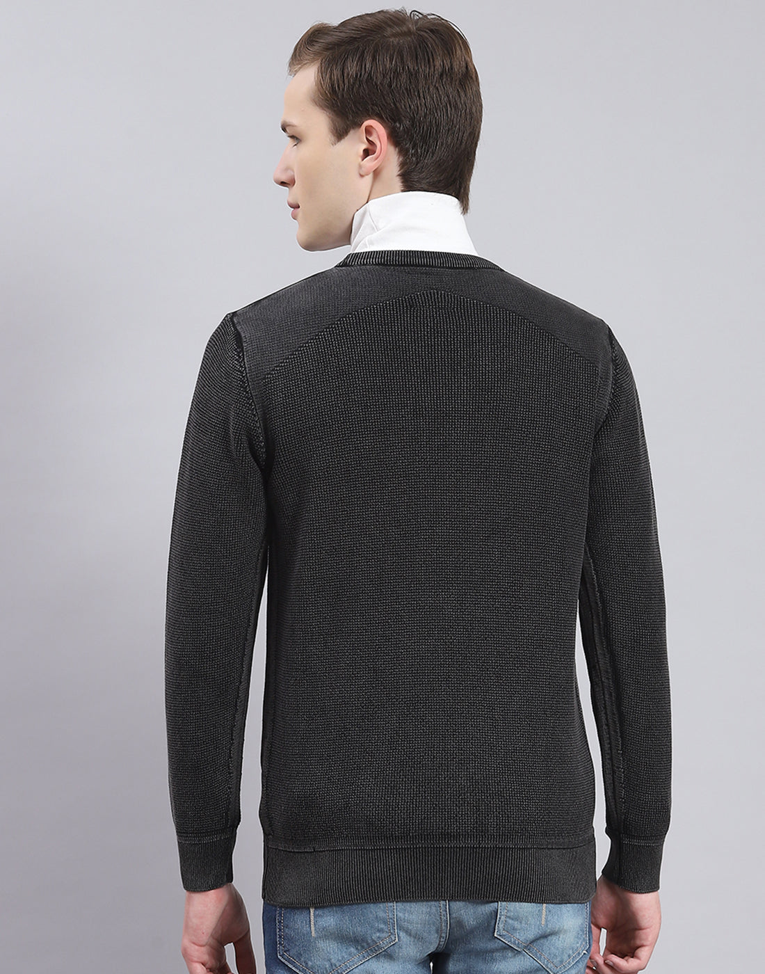 Men Grey Self Design Round Neck Full Sleeve Sweater