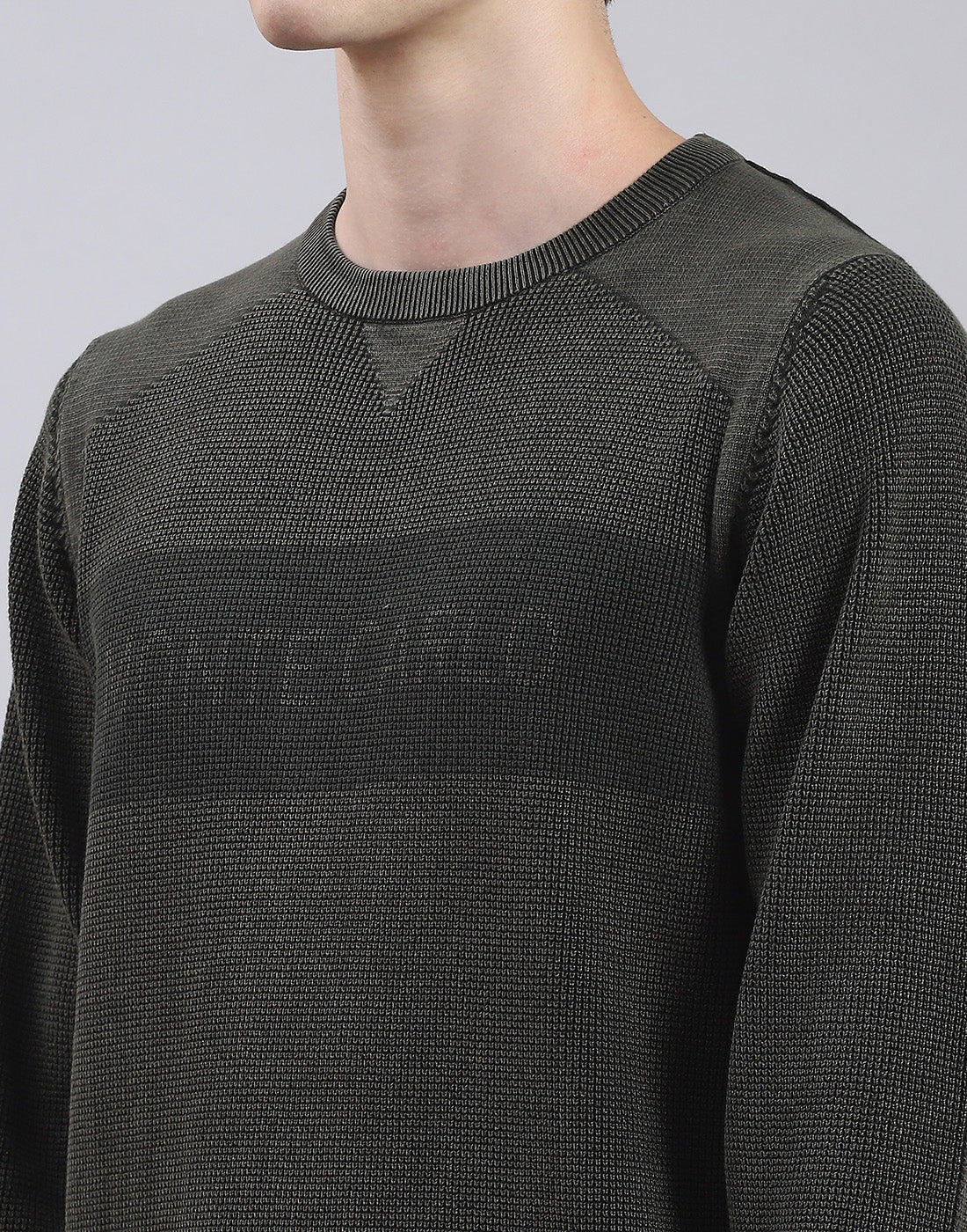 Men Green Self Design Round Neck Full Sleeve Sweater