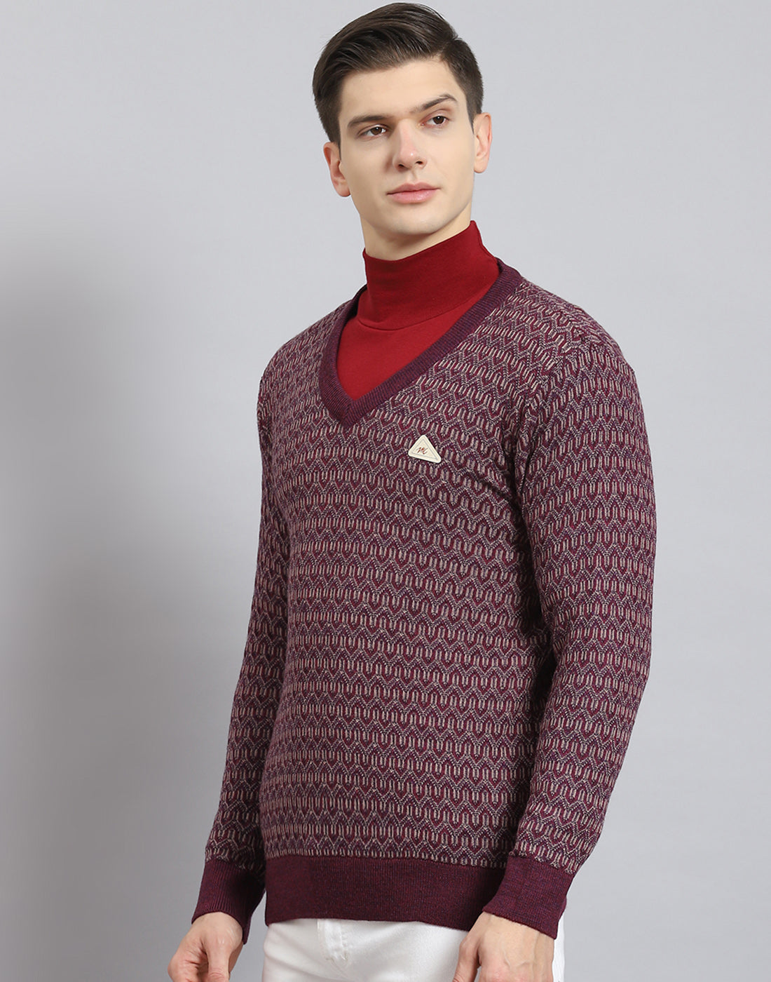 Men Purple Self Design V Neck Full Sleeve Sweater