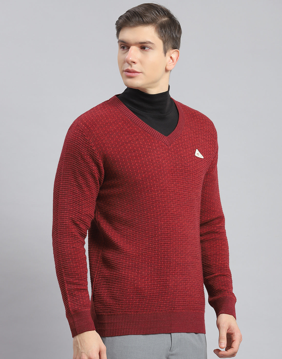 Men Maroon Self Design V Neck Full Sleeve Pullover