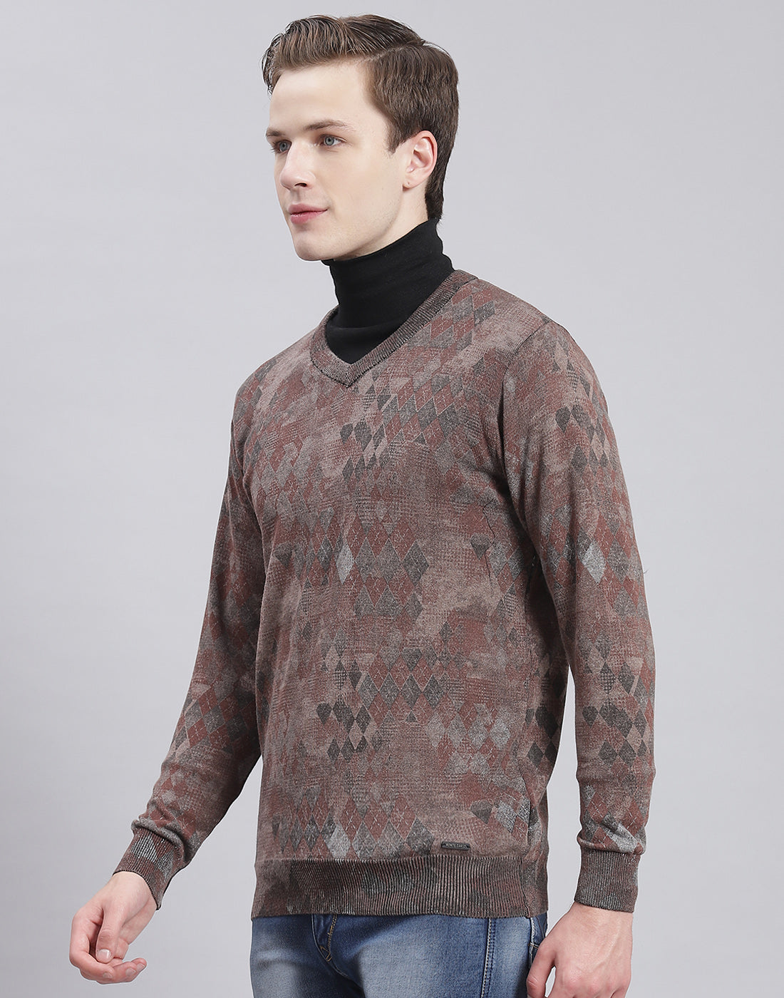Men Brown Self Design V Neck Full Sleeve Sweater