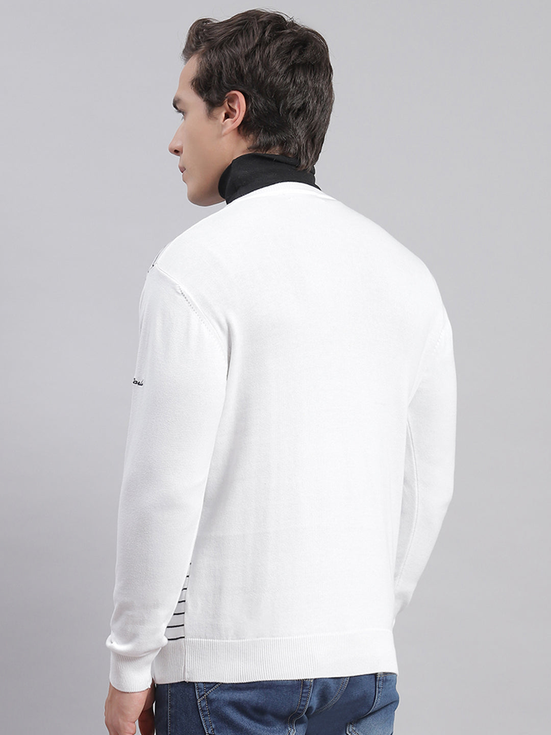 Men White Self Design V Neck Full Sleeve Sweaters/Pullovers